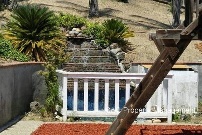 Building Photo - 1588 Calco Creek Dr