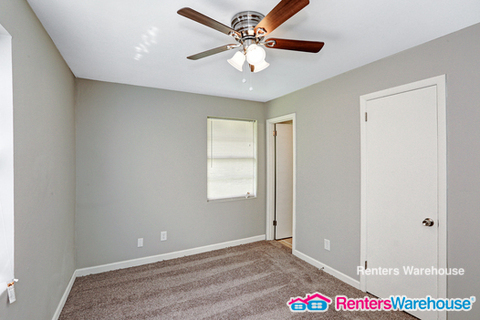 Building Photo - 2407 Yorkshire Cir SW