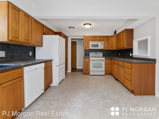 Building Photo - 4 br, 2 bath House - 1431 S 54th St