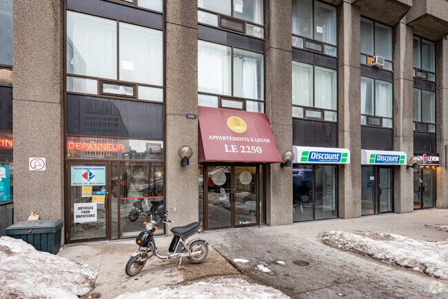 Entrance - The 2250 Guy Apartments