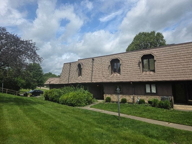 Building Photo - 3421 Burrwood Dr