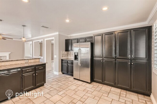 Building Photo - 17426 Blue Water Ct