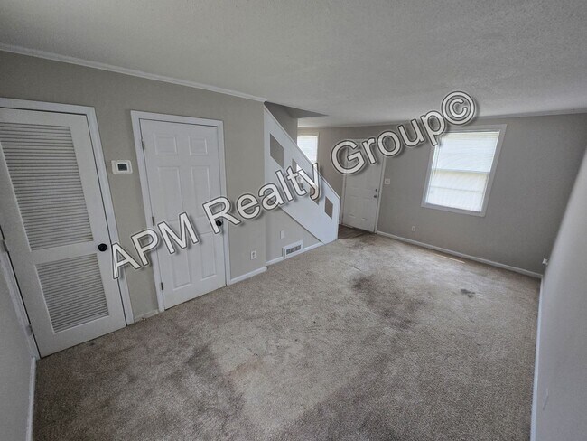 Foto del edificio - 320 S Beltline Blvd