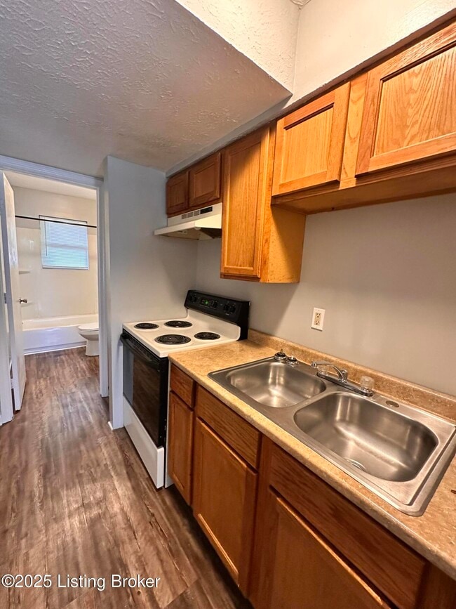Building Photo - 3422 Shagbark Rd