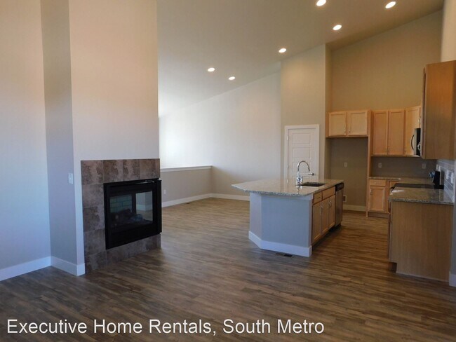 Building Photo - 3 br, 3 bath House - 9985 E 59th Ave