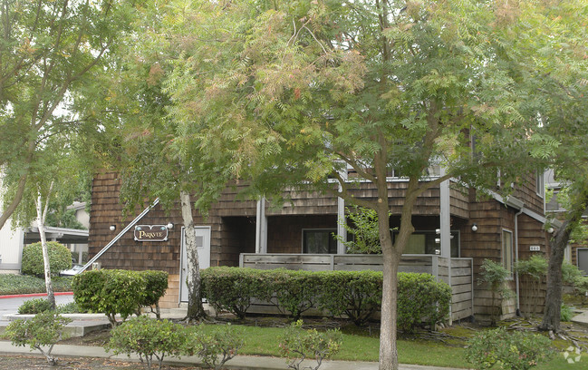 Building Photo - Parkvue Apartments
