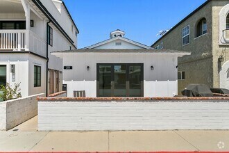 Building Photo - 311 33rd St