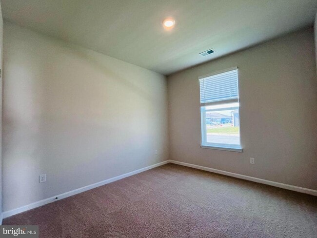 Foto del edificio - 120 Ridgley Blvd