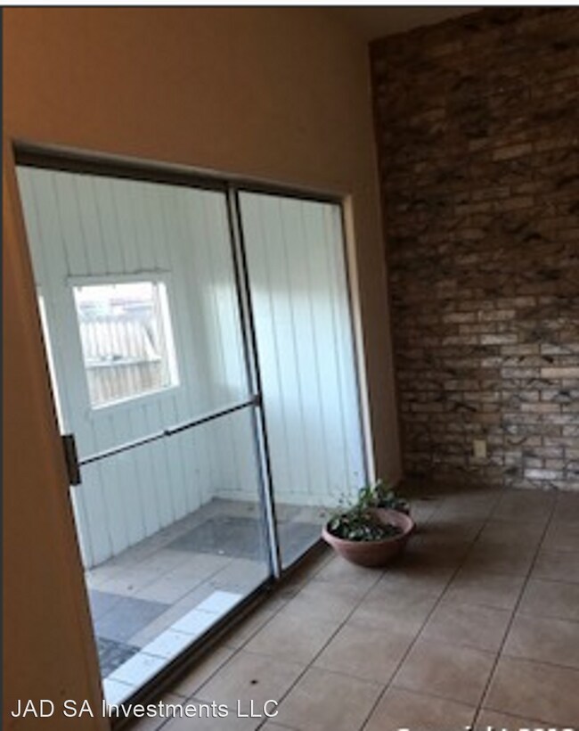 Foto del edificio - 520 Gentleman Rd