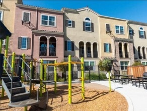 Building Photo - 39872 Sawyer Terrace