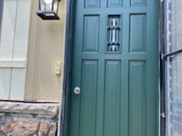 Foto del edificio - 6092 Chase Ave