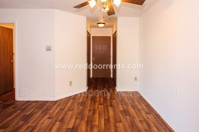 Building Photo - 4381 Village Pkwy Cir W