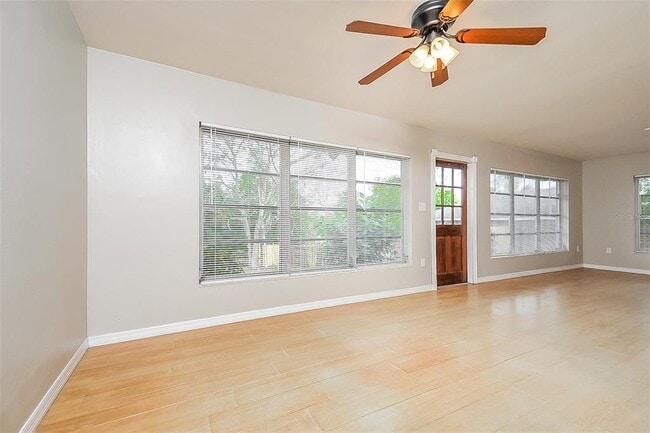 Building Photo - 1139 Circle Dr