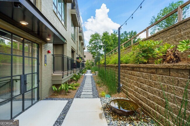 Building Photo - 1279 Viney Way NW