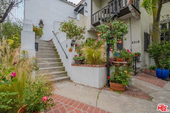 Foto del edificio - 8316 4th St
