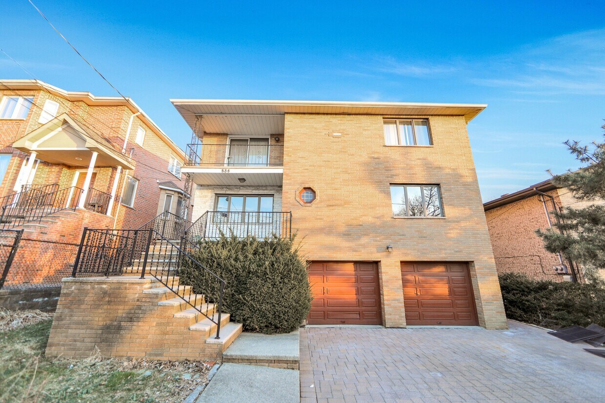 Foto principal - 536 1st St