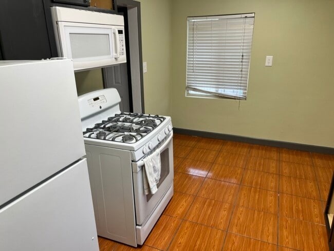 Building Photo - 5390 34th St