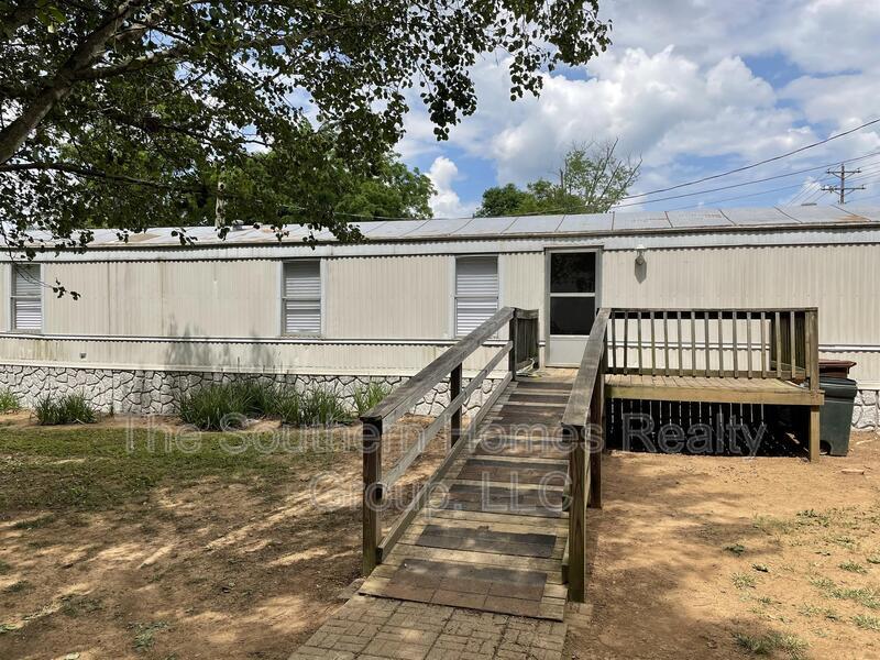 Foto principal - 580 Circle St