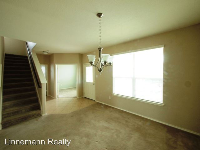 Building Photo - 6310 Blayney Dr