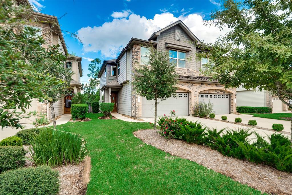 Primary Photo - 86 Aventura Pl