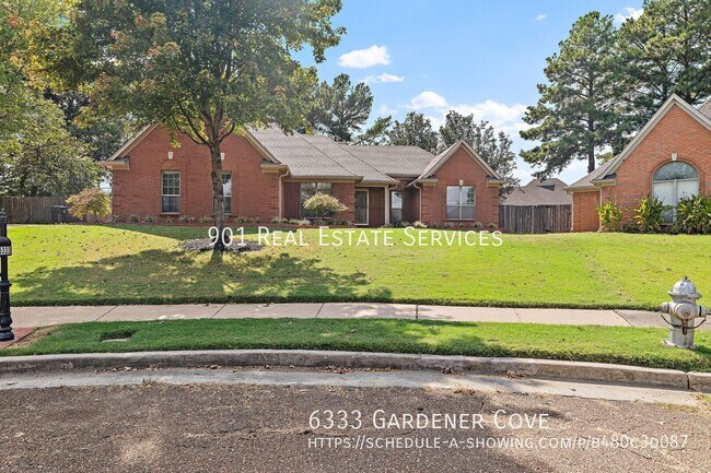 Foto del edificio - 6333 Gardener Cove