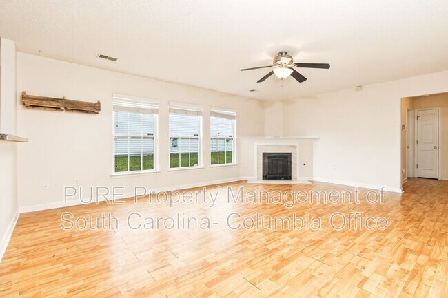 Foto del edificio - 517 Heron Glen Dr