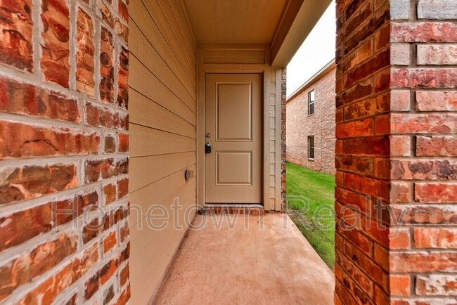 Building Photo - 3302 NW 148th St