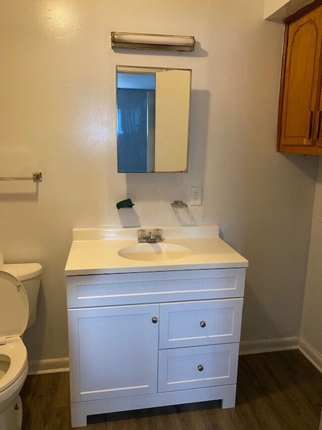 Foto del edificio - Renovated 1 Bedroom 1 Bath Unit for Rent!