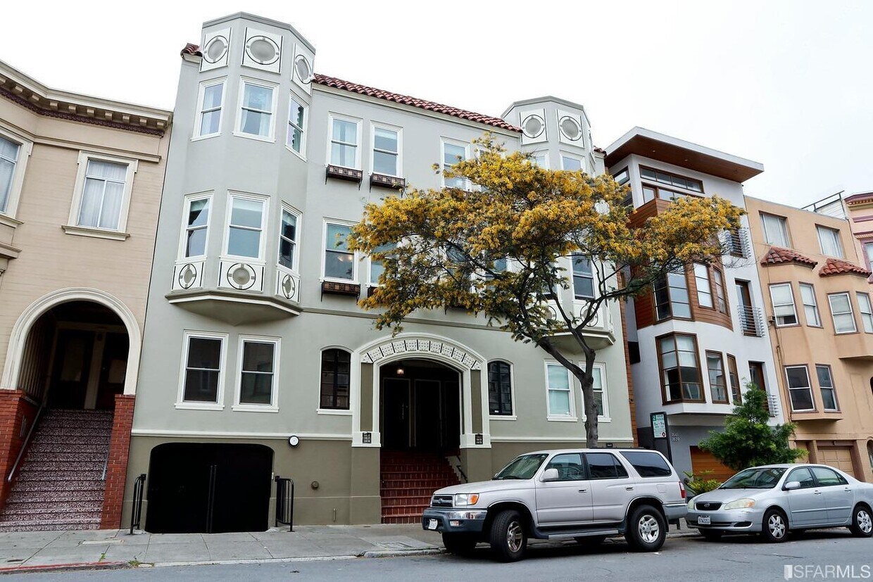 Primary Photo - 1823 Stockton St