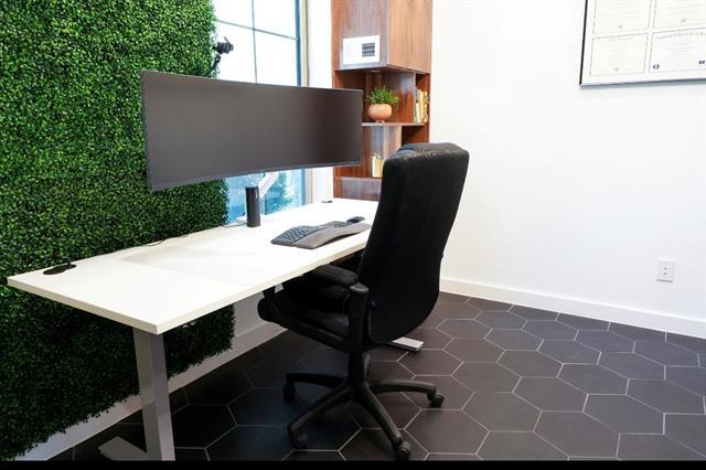 Foto del edificio - 4533 English Maple Dr