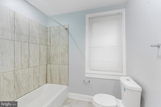 Foto del edificio - 2625 Braddock St