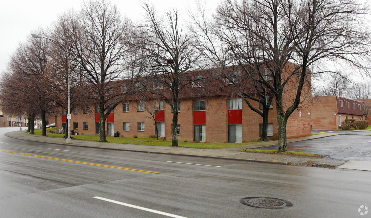 Building Photo - East Liberty Garden Apartments - Demolished