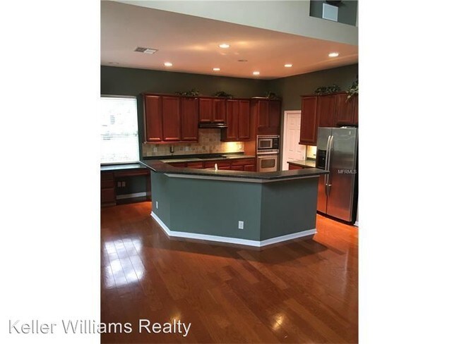 Building Photo - 10117 Deercliff Dr