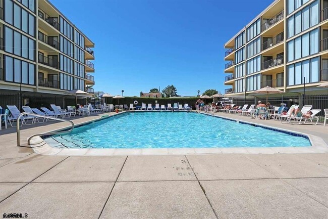 Foto del edificio - 4540 W Brigantine Ave