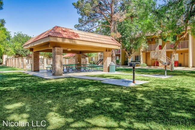 Building Photo - 1701 N Palo Verde Dr