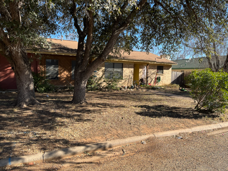Primary Photo - 3302 Greenridge Dr