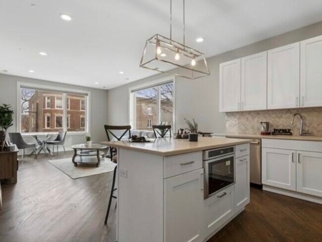 Foto del edificio - 2303 W Wilcox St