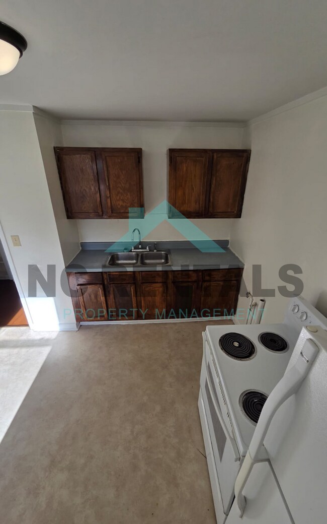 Foto del edificio - 1012 Nancy Ln SE