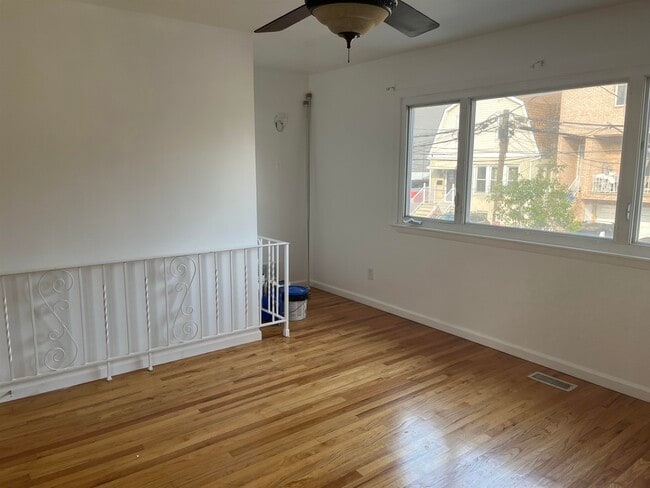 Building Photo - 4803 Aschoff Pl
