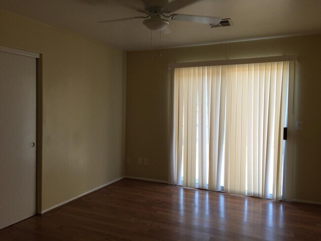 Foto del edificio - 10101 N 91st Ave