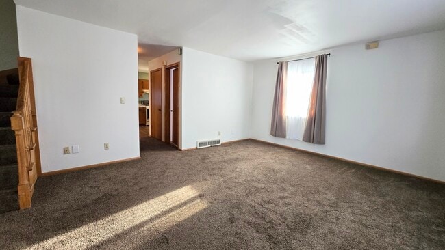 Building Photo - 9915 W Beloit Rd