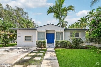 Building Photo - 5703 SW 83rd St