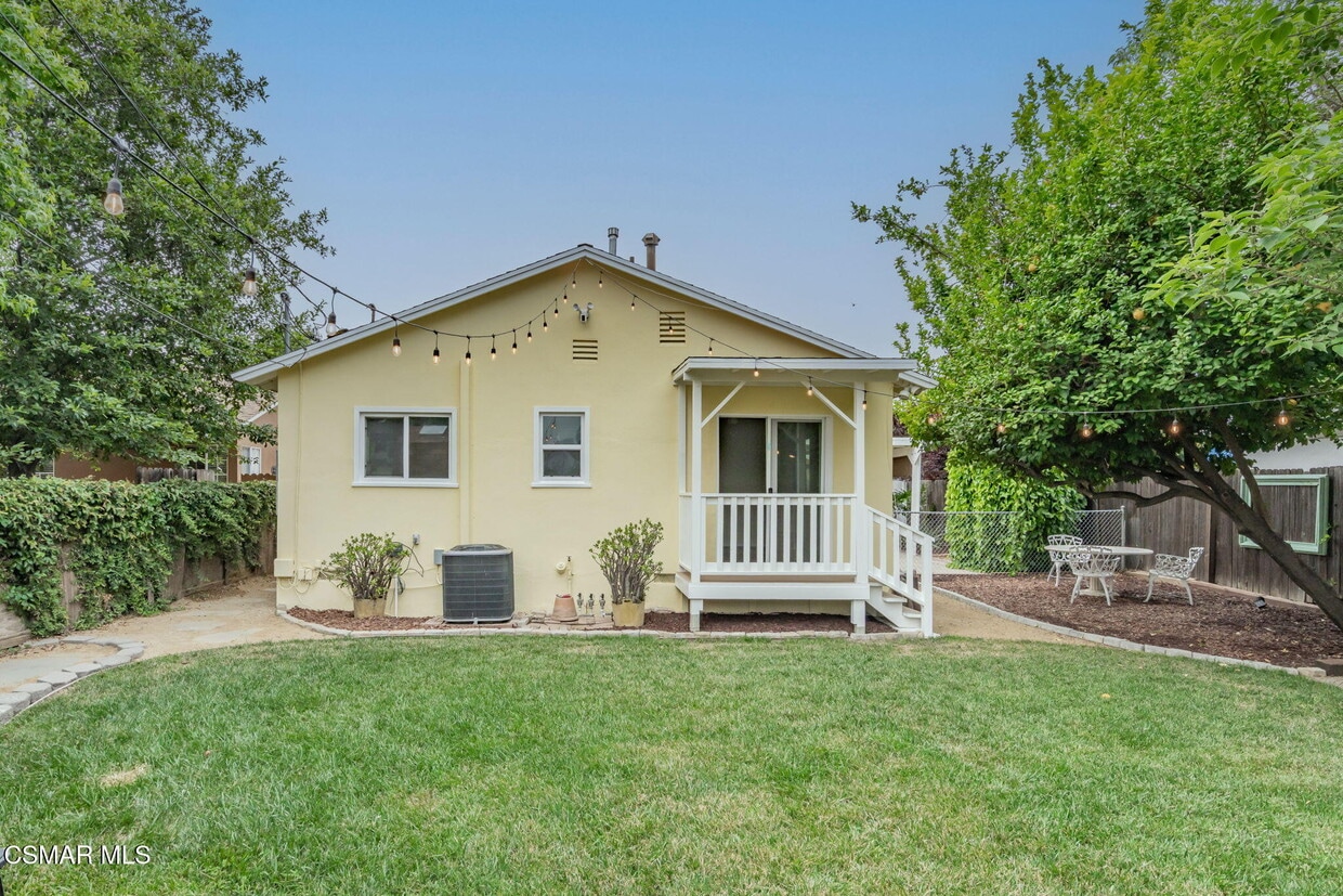 Primary Photo - 22637 Mariano St