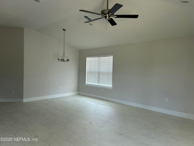 Foto del edificio - 3152 Laurel Springs Dr