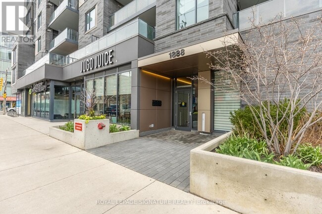 Building Photo - 1888 Queen St E