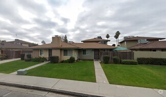 Building Photo - 5909 Nogal Ave
