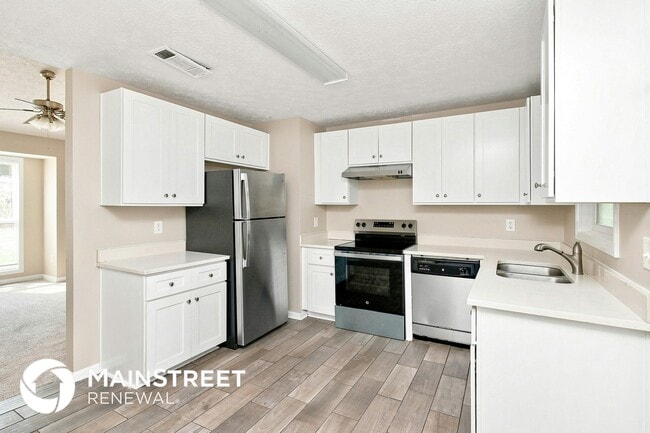Building Photo - 4082 Sweet Water Ct SE