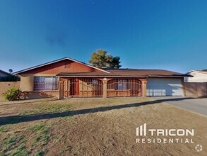 Building Photo - 4801 W Larkspur Dr