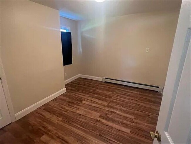 Building Photo - Trenton Homes