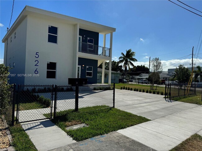 Foto del edificio - 526 NW 6th St
